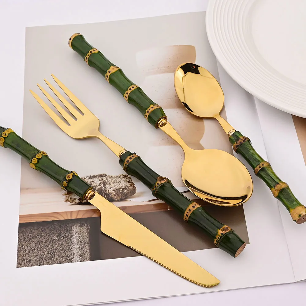 طقم أدوات مائدة من 4 قطع بمقاب - مراجعة Bamboo Cutlery وسعره